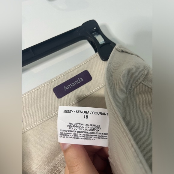 Gloria Vanderbilt Cotton Spandex Amanda Khaki Light Tan Logo Pockets Pants Sz 18 - Picture 11 of 12